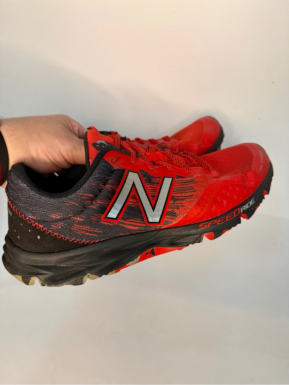 New Balance 690 v2 Shoes Sneakers Mens 10 D Red Lace Up Jogging Walking MINT - Picture 11 of 16